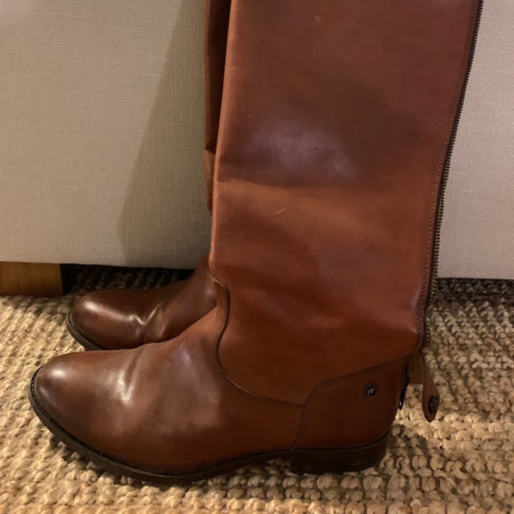 Frye Melissa Button Back Zip Boots Cognac